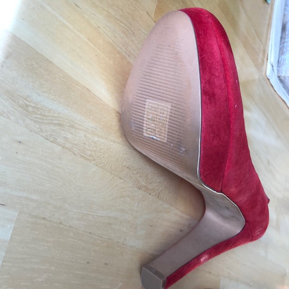 Shoes - Picture 3 of 4